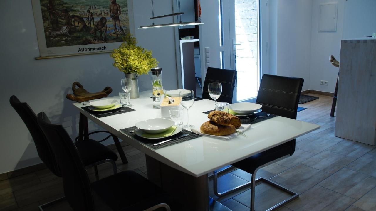 Ferienwohnung Burgblick Im Neuffener Tal Mit Sauna Und Wallbox Frickenhausen  ภายนอก รูปภาพ
