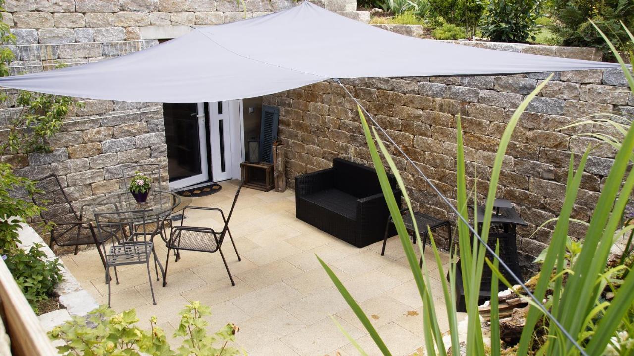 Ferienwohnung Burgblick Im Neuffener Tal Mit Sauna Und Wallbox Frickenhausen  ภายนอก รูปภาพ