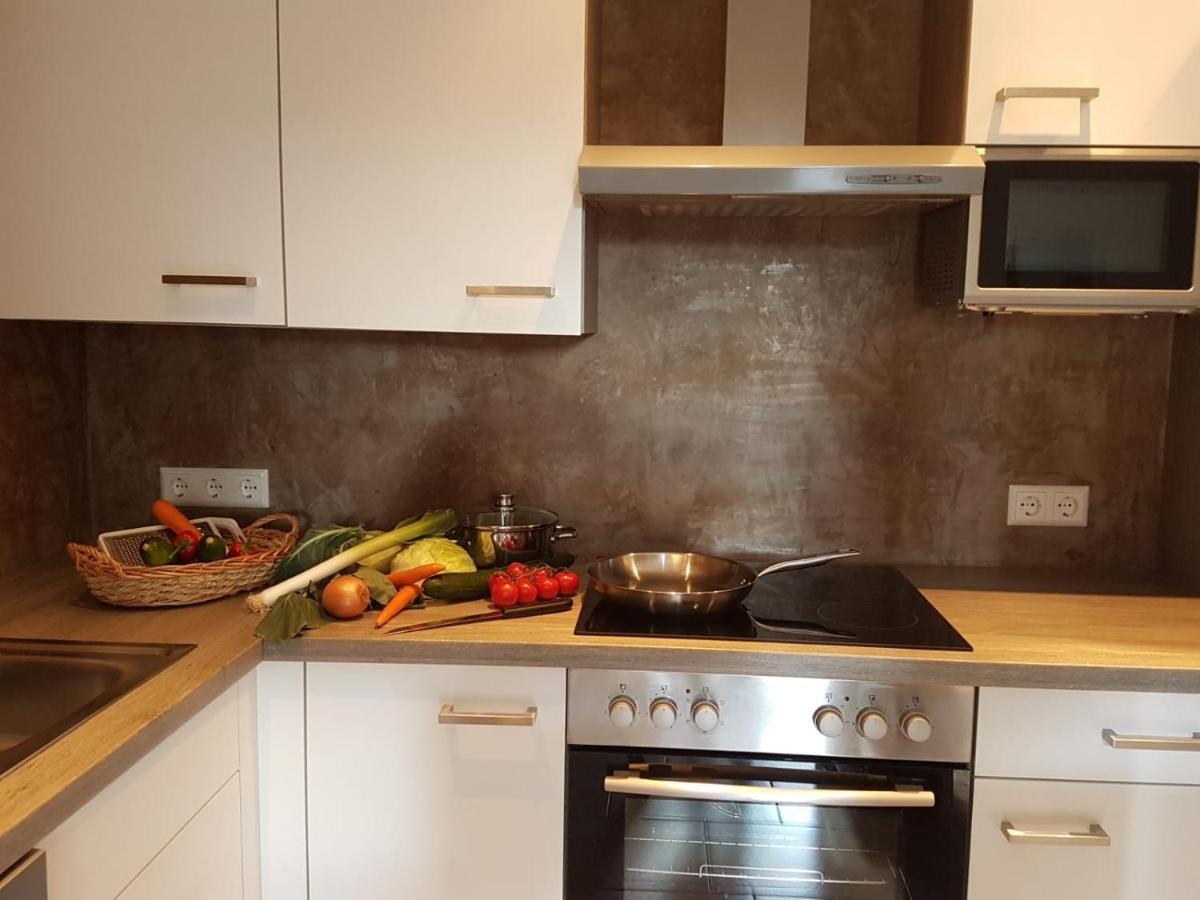 Ferienwohnung Burgblick Im Neuffener Tal Mit Sauna Und Wallbox Frickenhausen  ภายนอก รูปภาพ