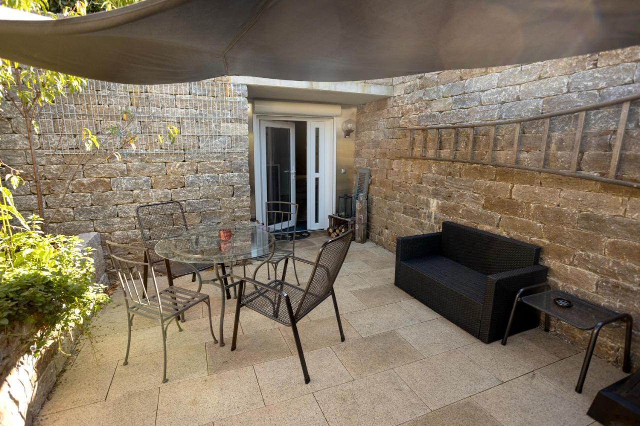 Ferienwohnung Burgblick Im Neuffener Tal Mit Sauna Und Wallbox Frickenhausen  ภายนอก รูปภาพ